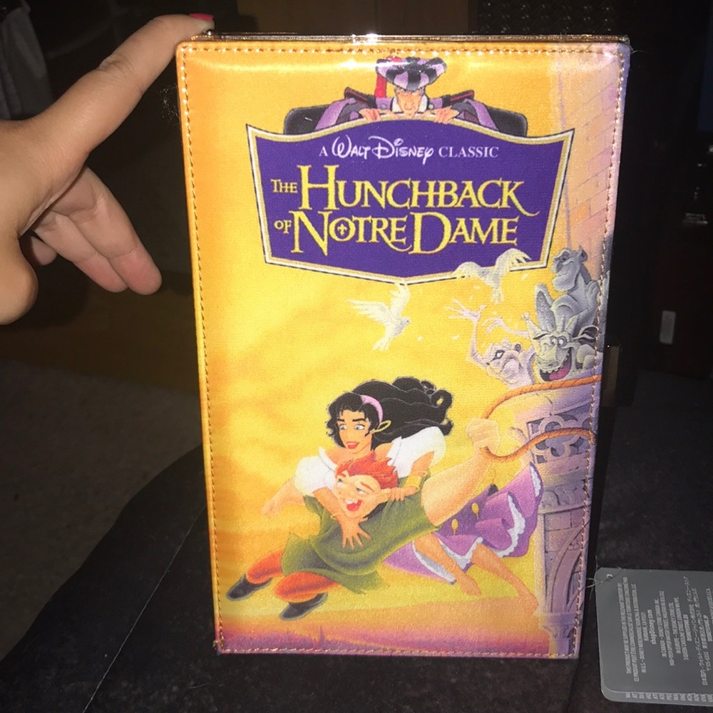 Hunchback of Notre Dame Clutch
